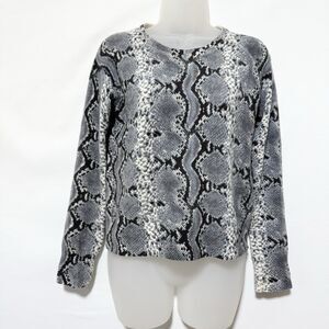 Pure Amici 100% Cashmere Sweater XS Gray Black Snake Print Crewneck Pullover